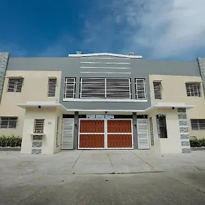 Ljenj Apartelle Near Clark Airport Mabalacat